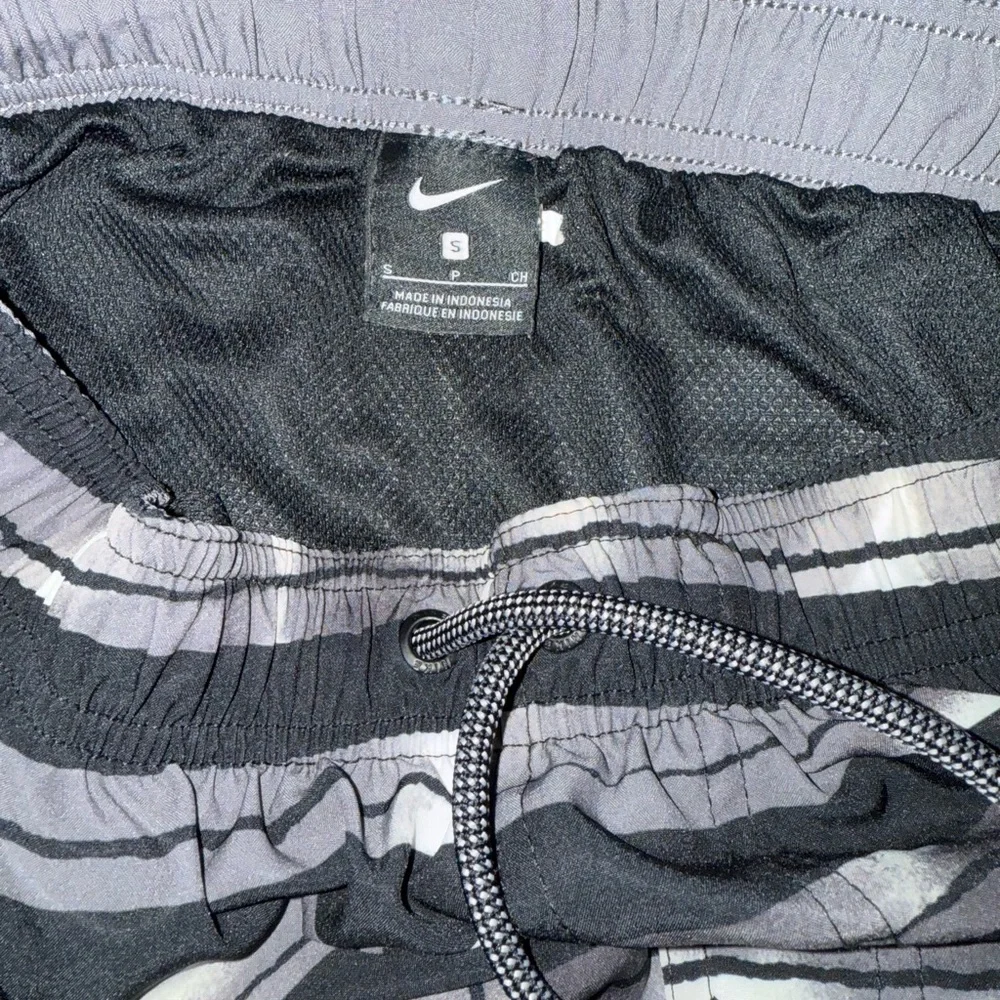 Nike volley swim trunks men’s Black and Gray Striped Shorts
